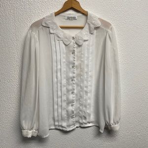 True Vintage Sheer White Button Up Blouse with Flower Collar Vintage Size 42